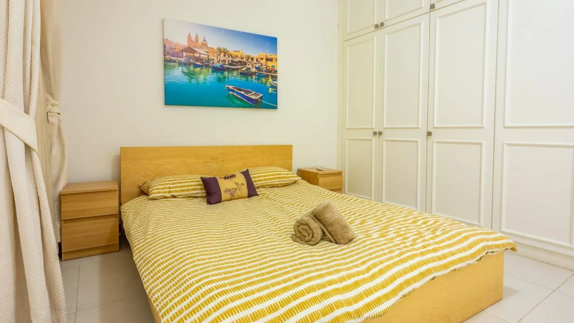 Sea View Apartment On Promenade Sliema