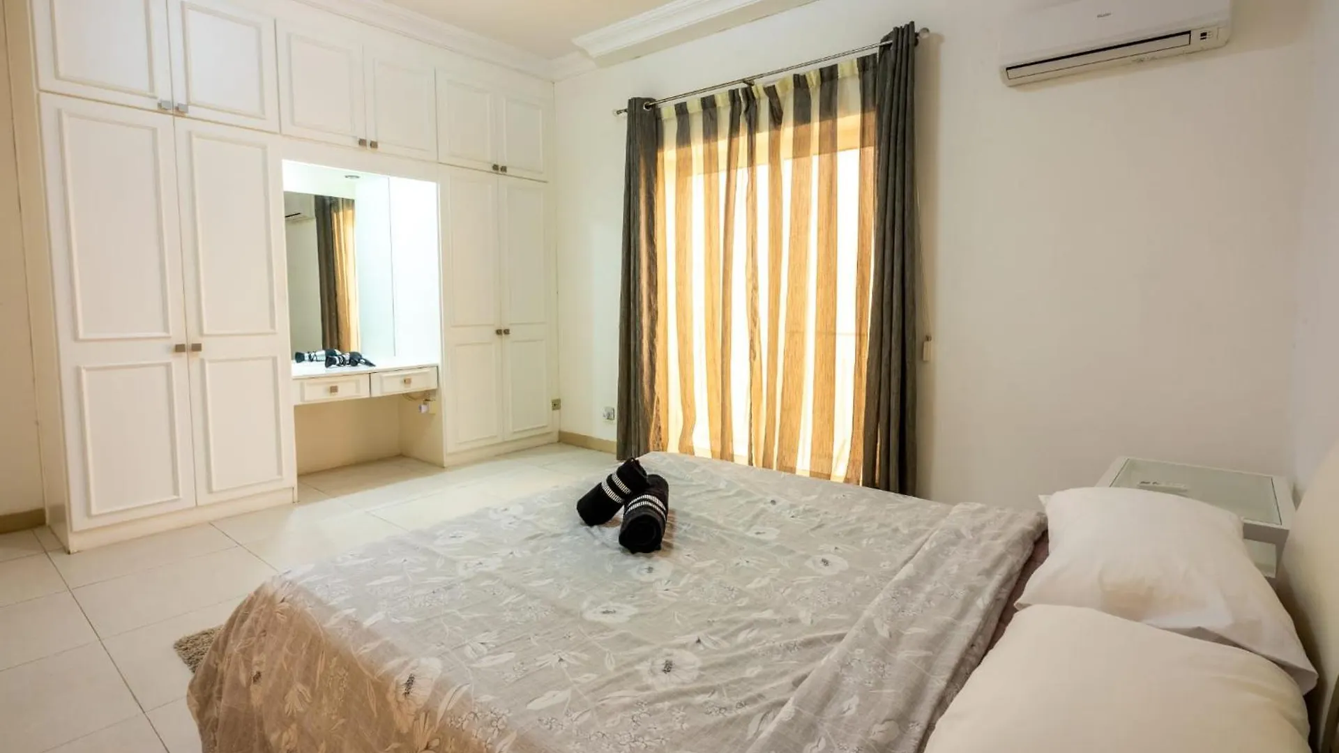 סליאמה Sea View Apartment On Promenade