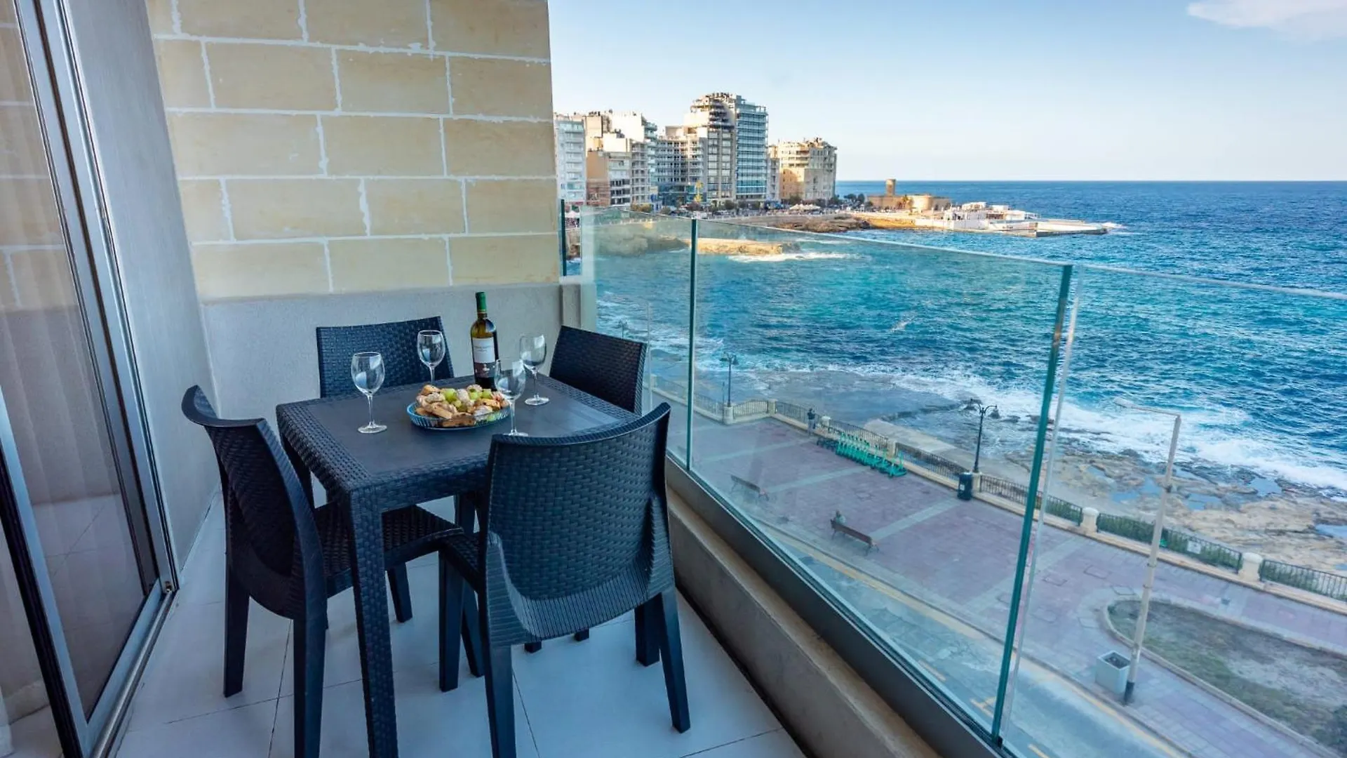 סליאמה Sea View Apartment On Promenade מלטה
