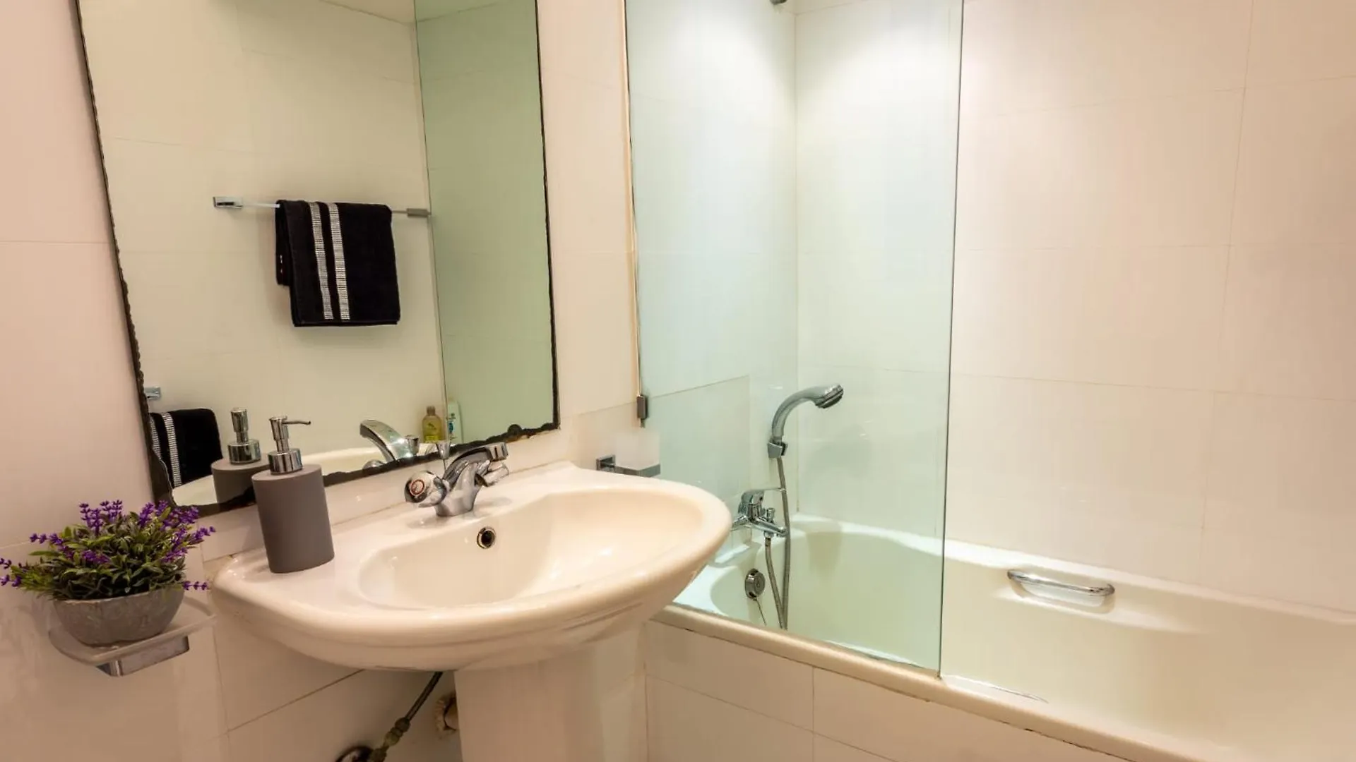 סליאמה Sea View Apartment On Promenade 0*,