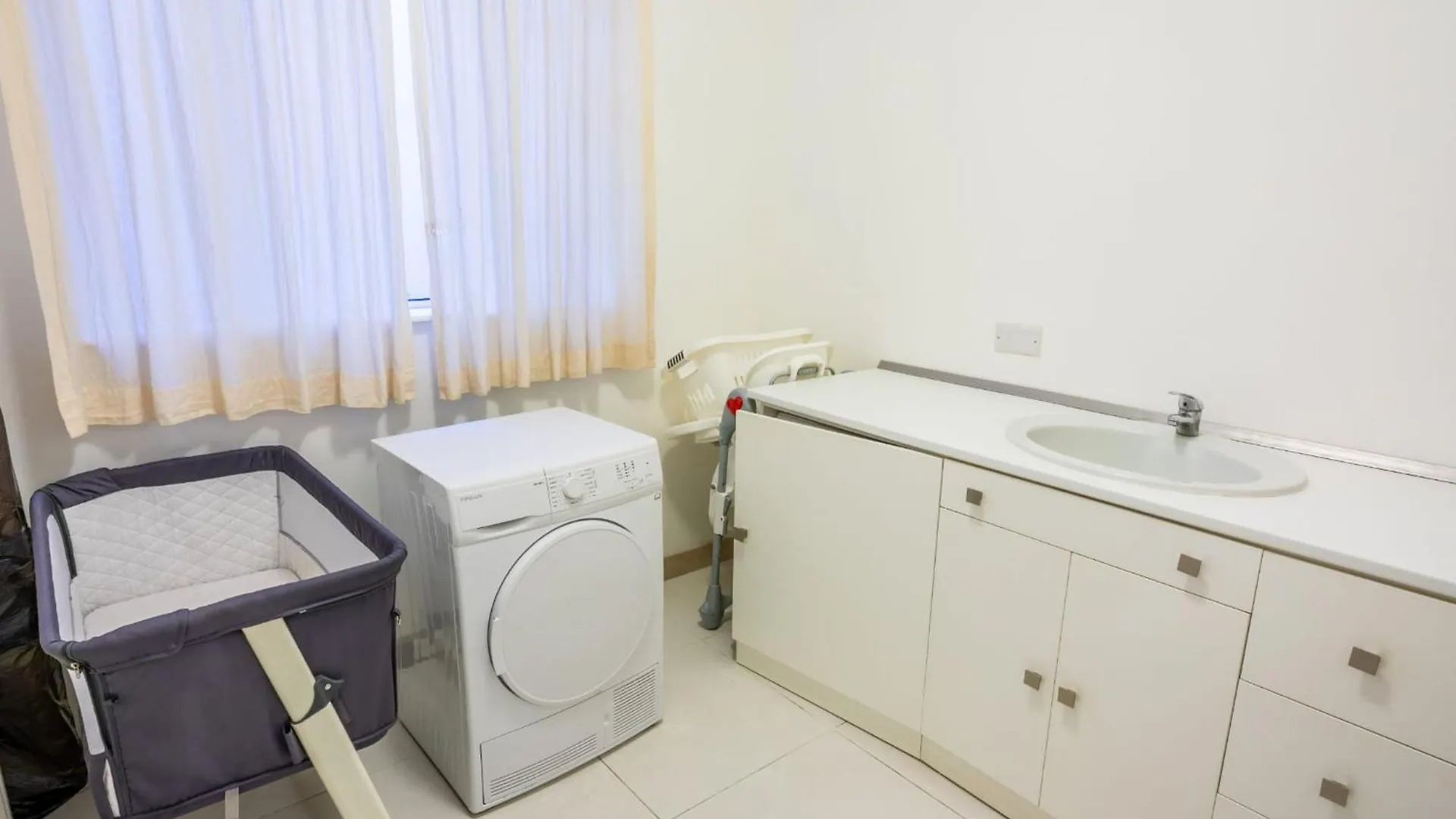 סליאמה Sea View Apartment On Promenade מלטה