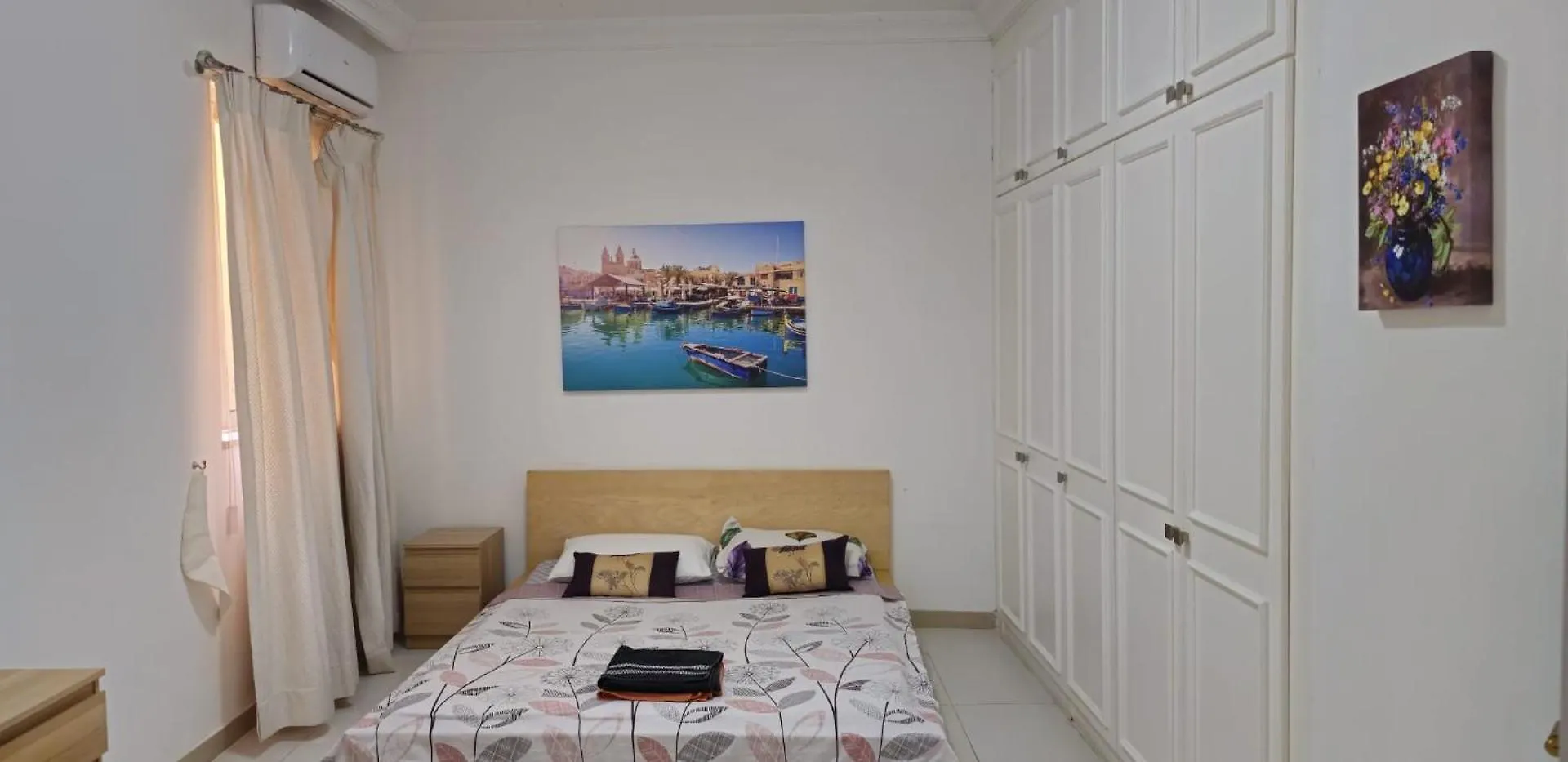 סליאמה Sea View Apartment On Promenade 0*,  מלטה