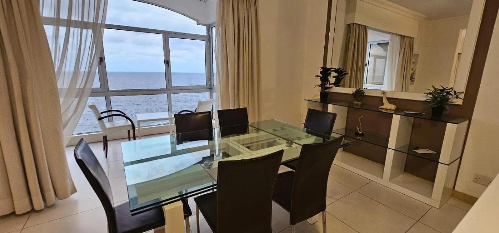 סליאמה Sea View Apartment On Promenade 0*,