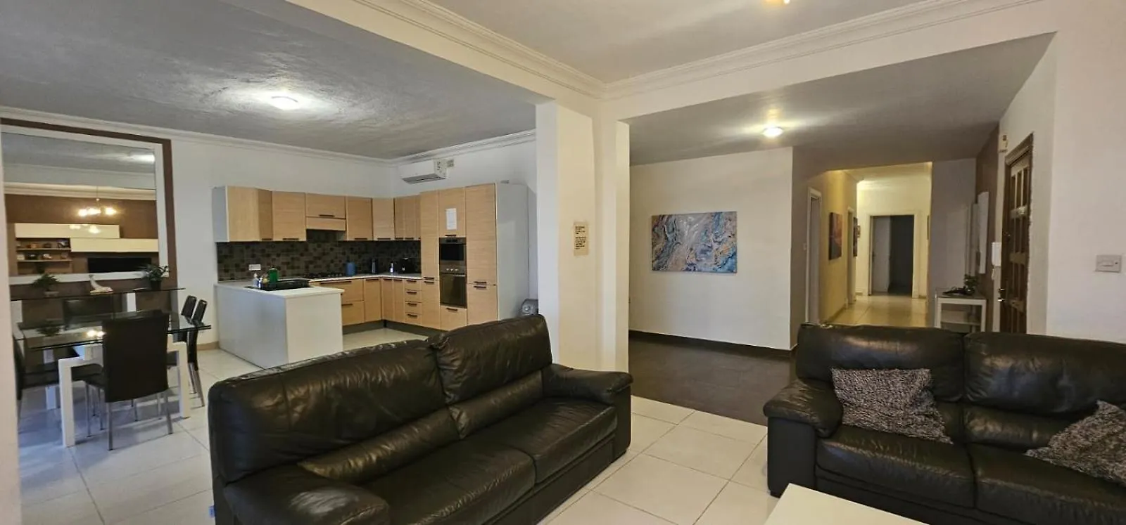 סליאמה Sea View Apartment On Promenade