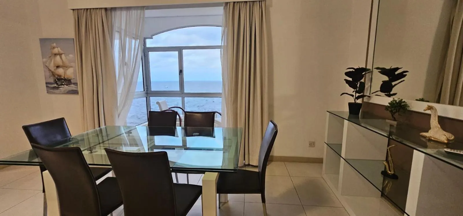 סליאמה Sea View Apartment On Promenade 0*,  מלטה