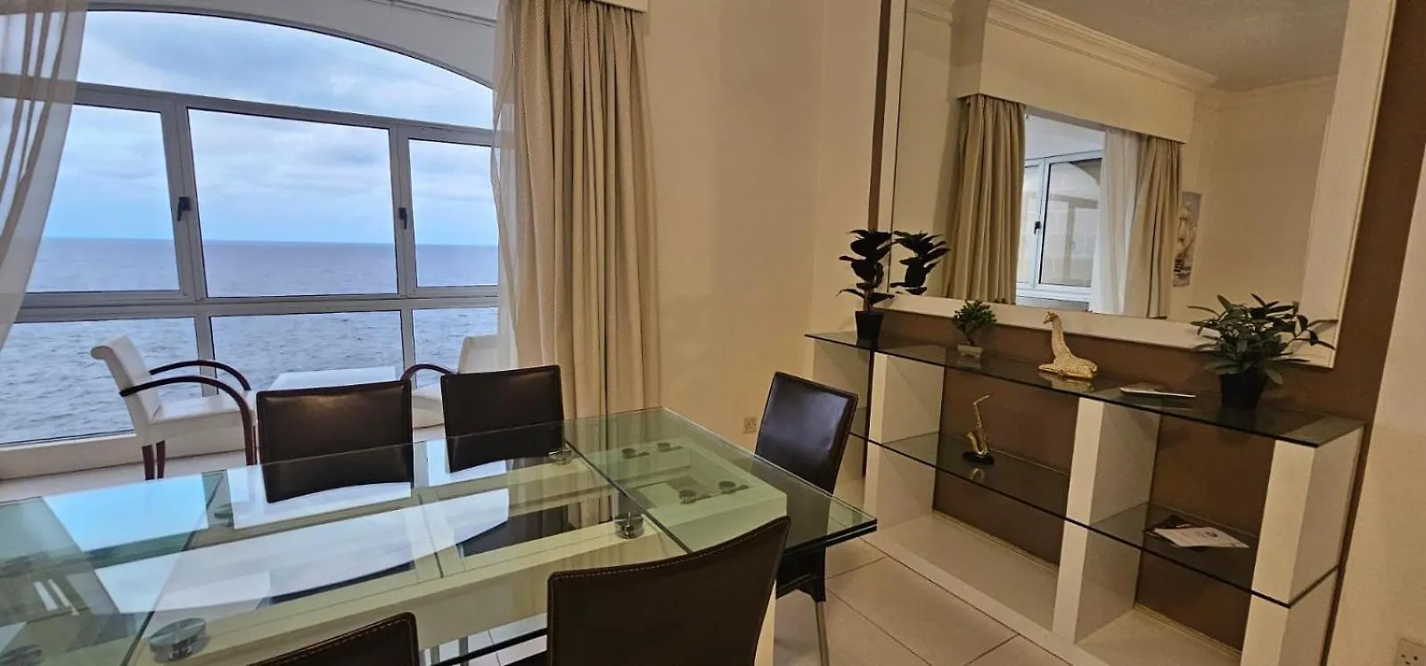Sea View Apartment On Promenade Sliema 0*,