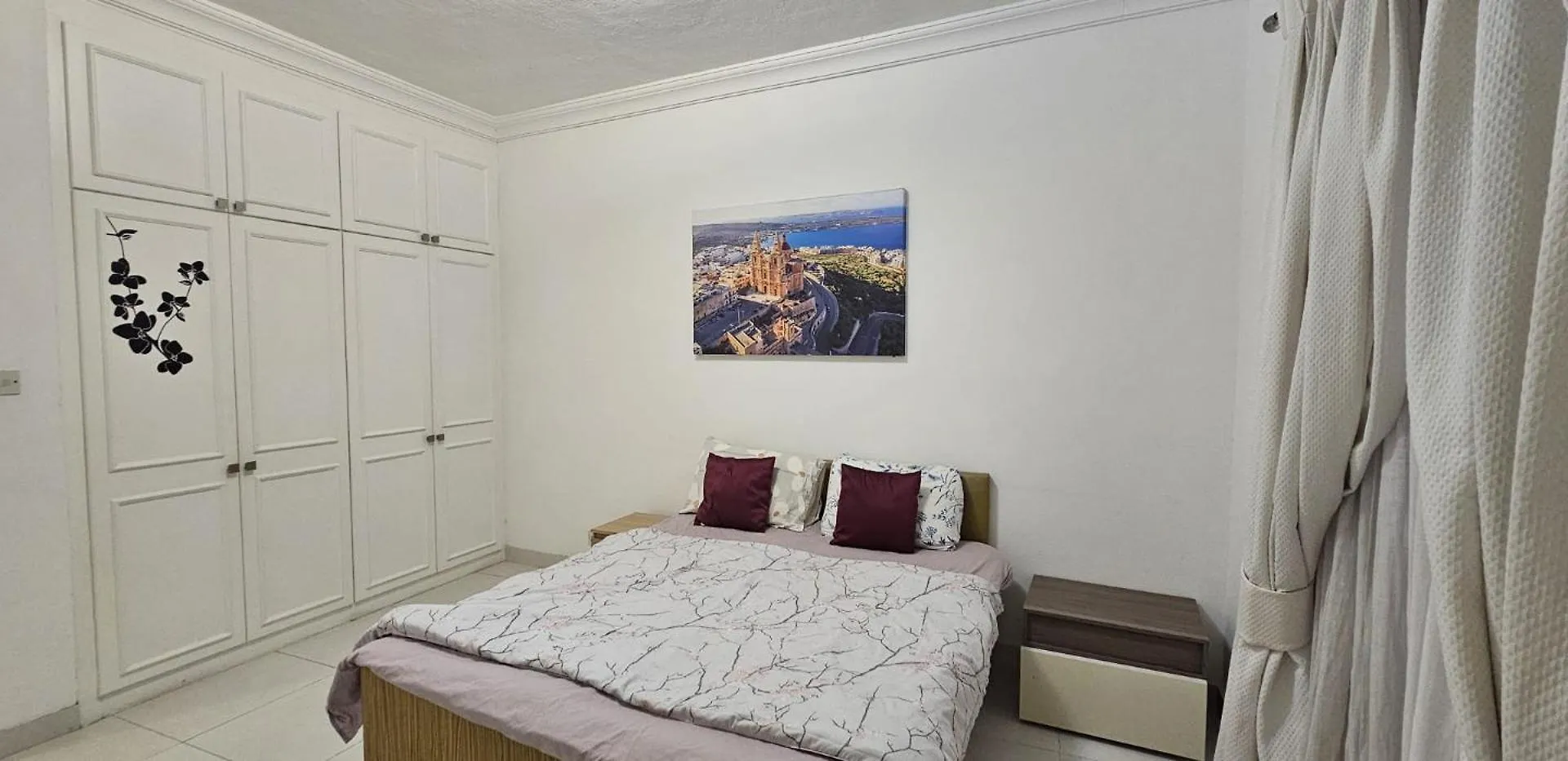 Sea View Apartment On Promenade Sliema